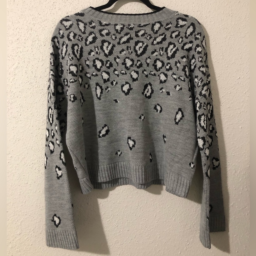 Express leopard print sweater - Picture 2 of 2